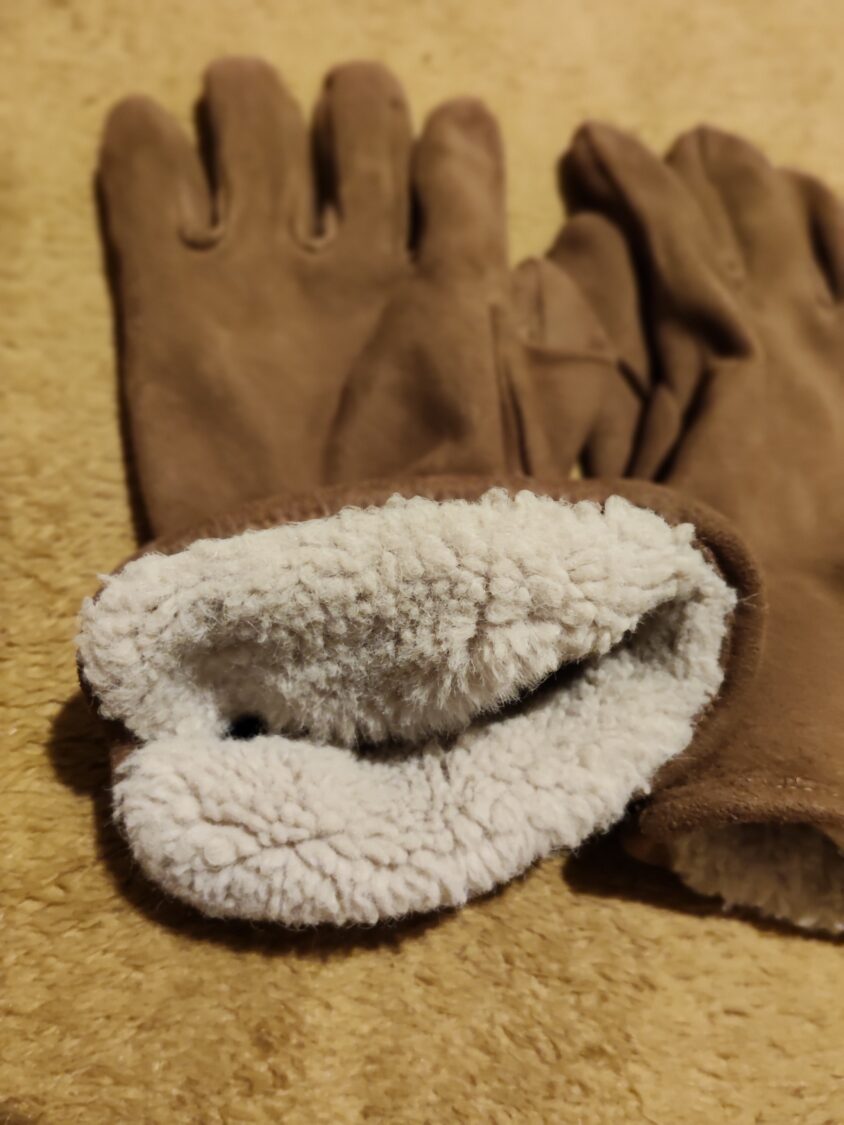 ユニクロの手袋の内側のボア